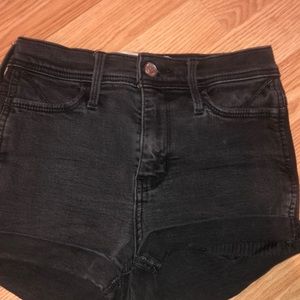 Black Hollister short-shorts (high rise)